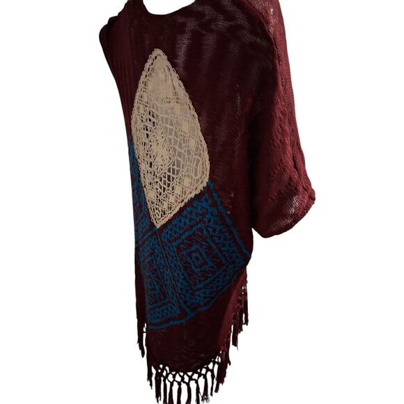 Umgee Women's Size M/L Boho Knit Aztec Fringed  Crochet Inlay Ruana Cardigan - Picture 12 of 12